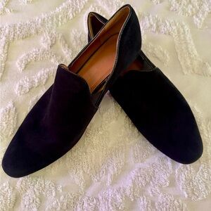 GENTLY WORN REBECCA MINKOFF BLACK SUEDE LOW-HEEL PUMPS SIZE 9 1/2 M